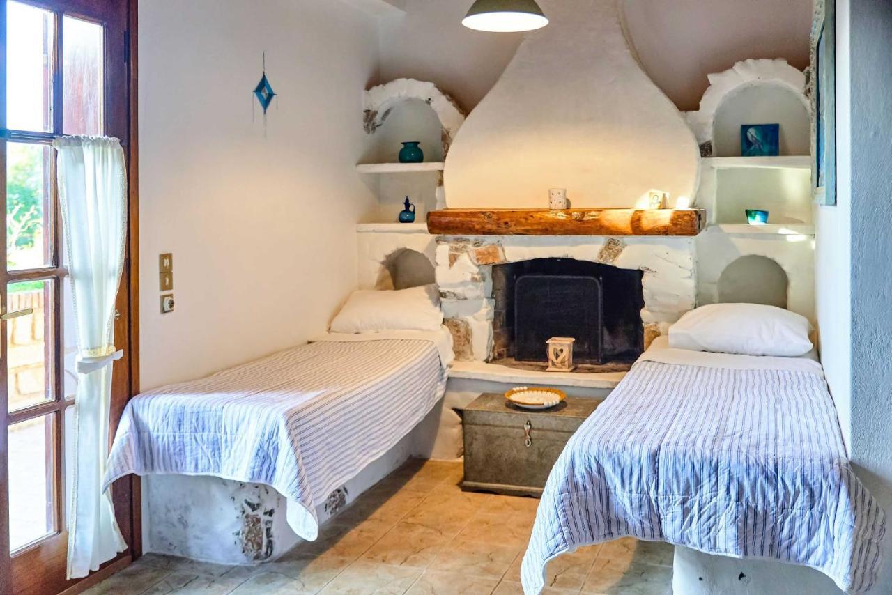 Harmonic Place Loutraki エクステリア 写真