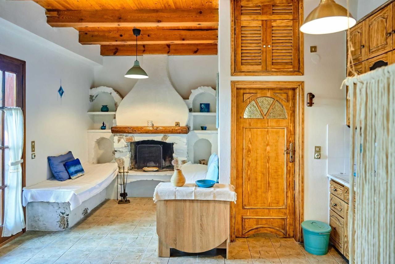 Harmonic Place Loutraki エクステリア 写真
